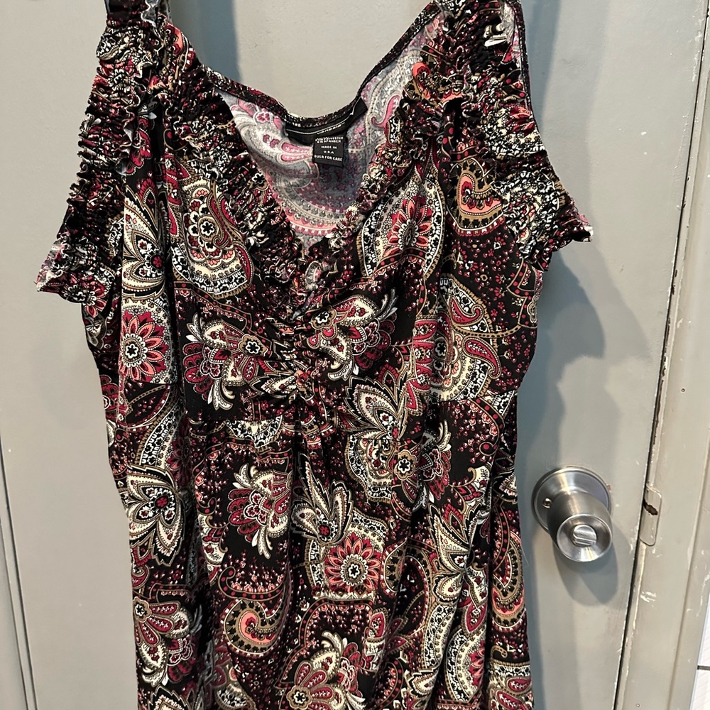Pretty Paisley Summer top🌻